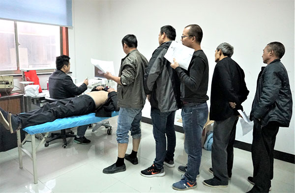 宙斯泵業(yè)組織員工進行身體健康體檢