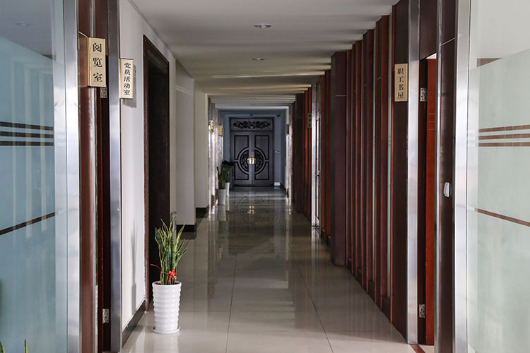 職工書(shū)屋的位置